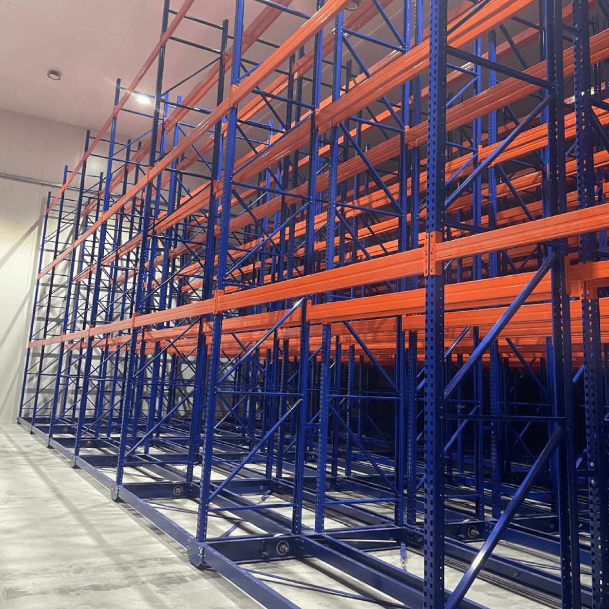 Mobile Pallet Racking